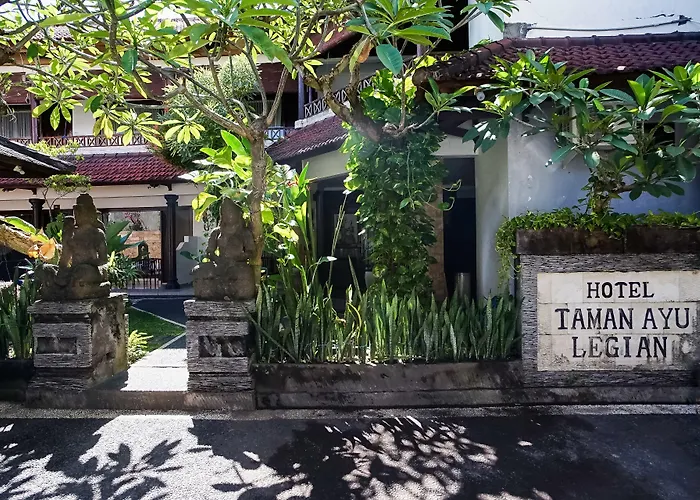 Hotel Taman Ayu 4*