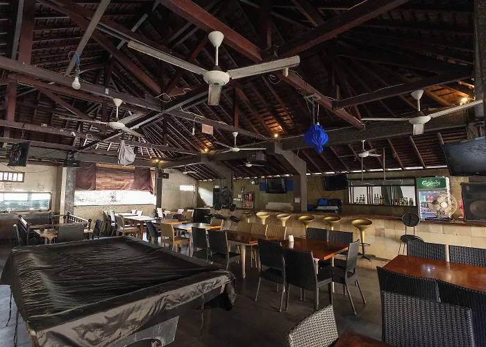 酒店 Taman Ayu 4*